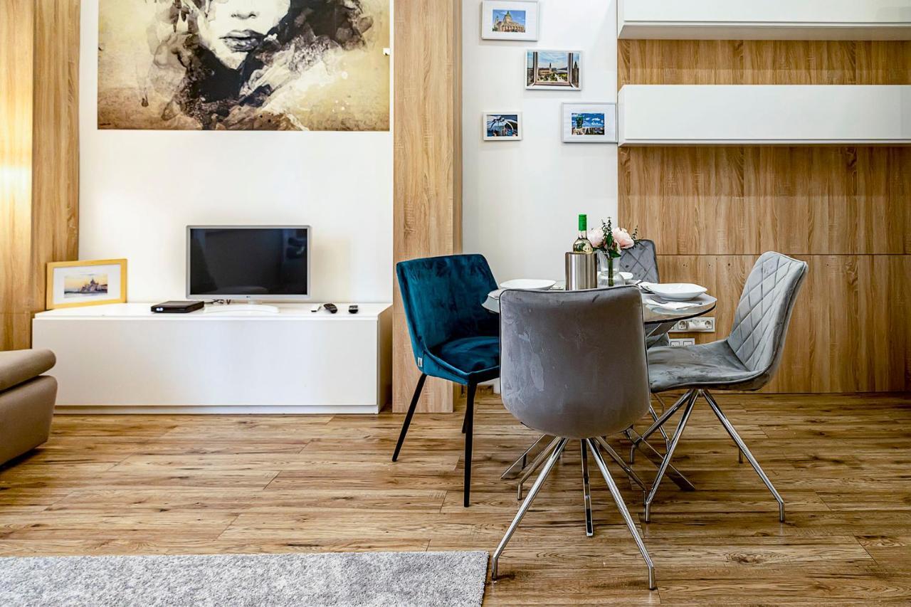 Bellini Apartment บูดาเปสต์ ภายนอก รูปภาพ