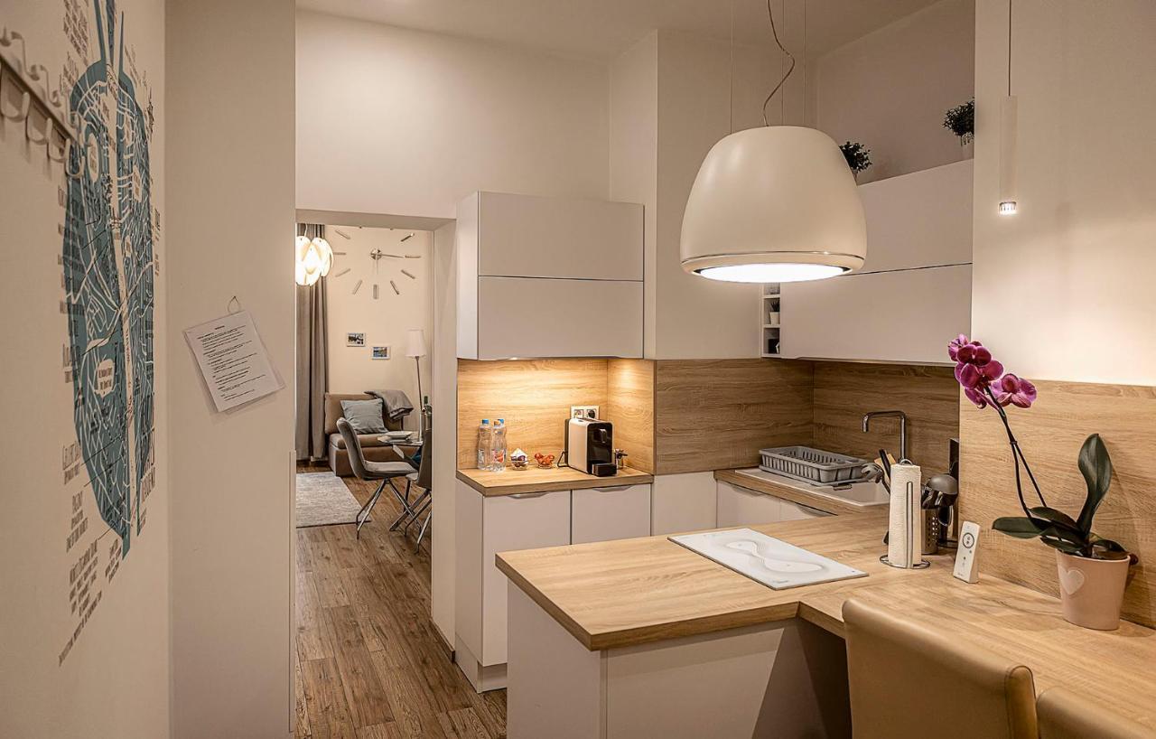 Bellini Apartment บูดาเปสต์ ภายนอก รูปภาพ