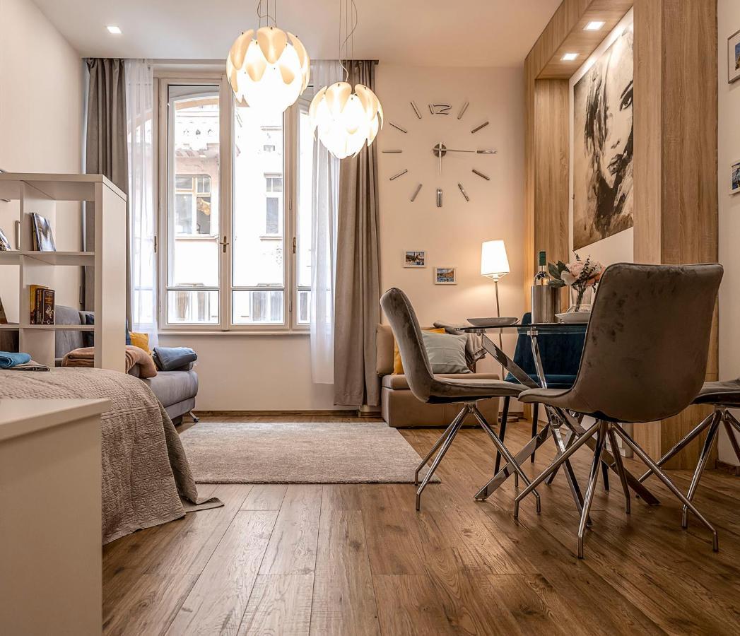 Bellini Apartment บูดาเปสต์ ภายนอก รูปภาพ